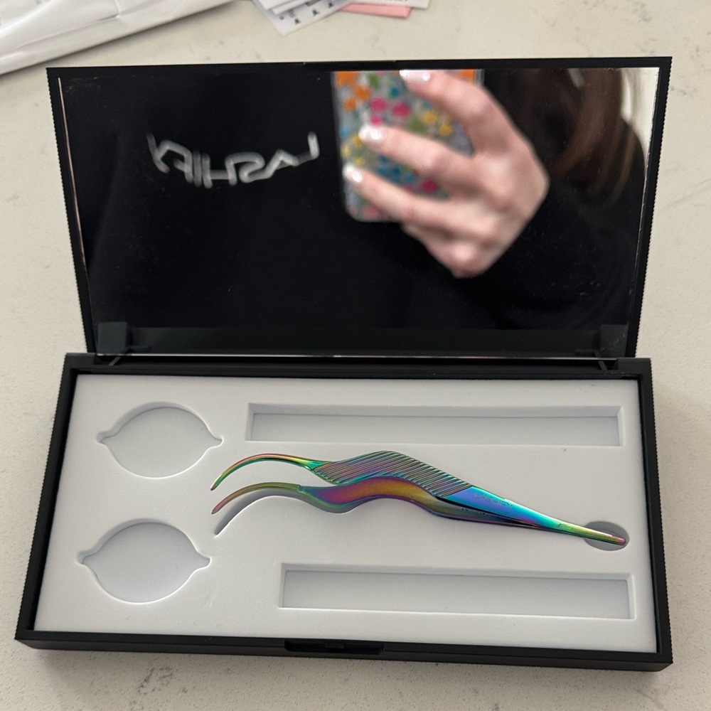 LASHIFY Control Kit box and Fuse Control Wand